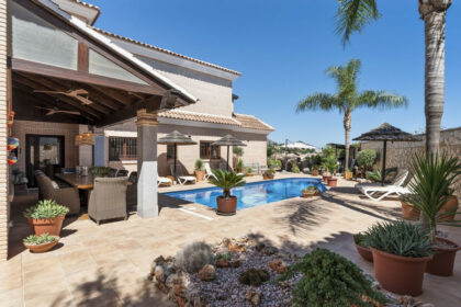 49ae48adb90469ce65d544322b0442d9 - 1