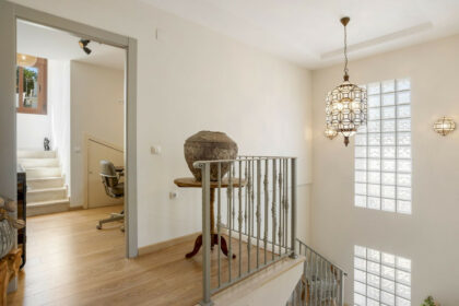 49ae48adb90469ce65d544322b0442d9 - 22