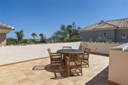 49ae48adb90469ce65d544322b0442d9 - 25