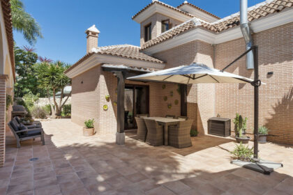 49ae48adb90469ce65d544322b0442d9 - 46