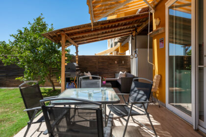 4a1c14ffd5efe5973d5a7c92e90fc86f - 14