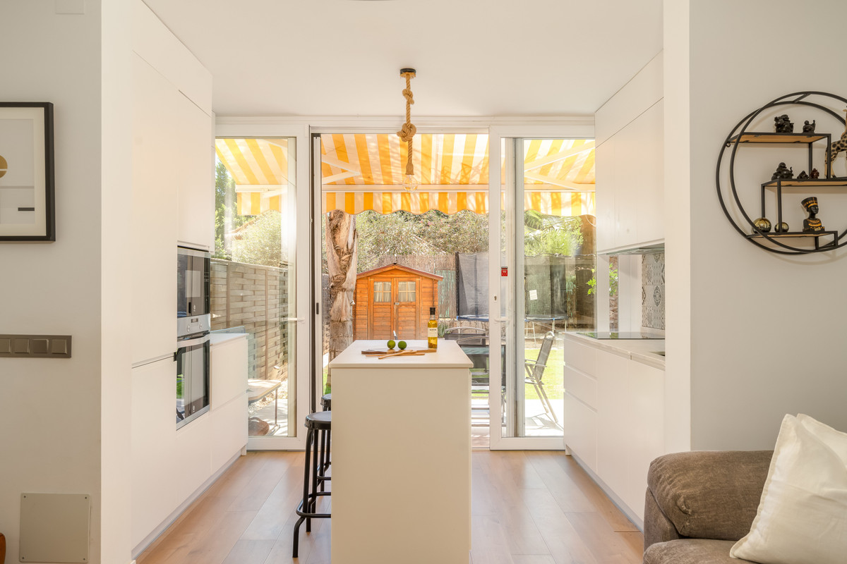 4a1c14ffd5efe5973d5a7c92e90fc86f - 4