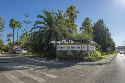 4a364ebc1628e9de61ca3ca3a35d722e - 31