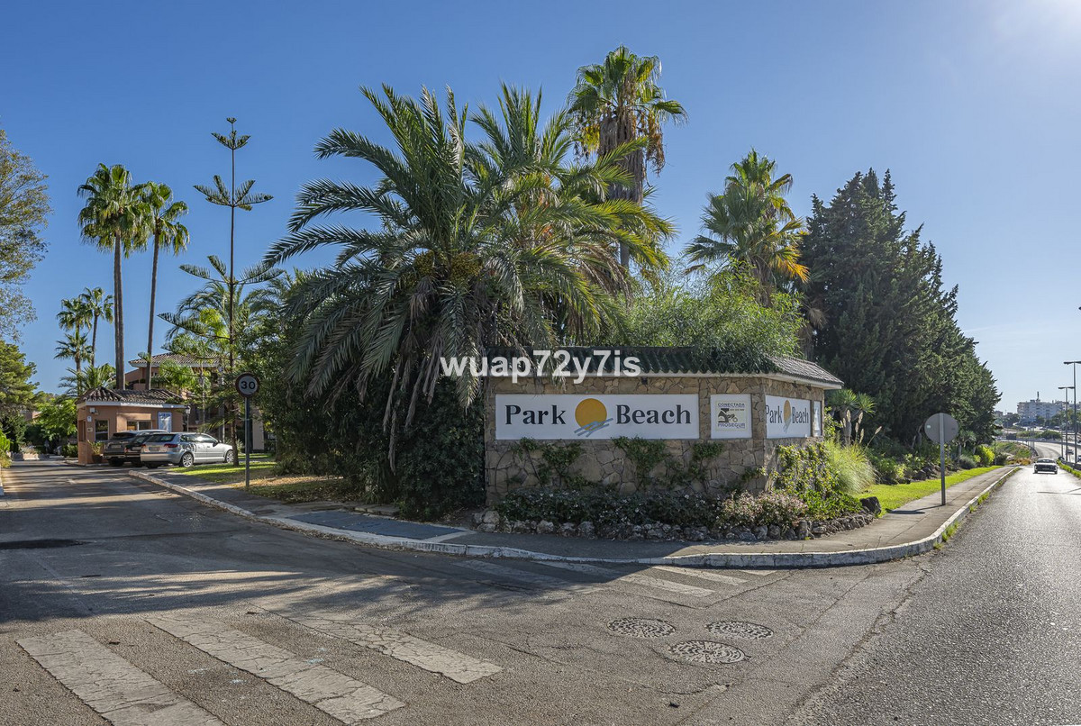 4a364ebc1628e9de61ca3ca3a35d722e - 31