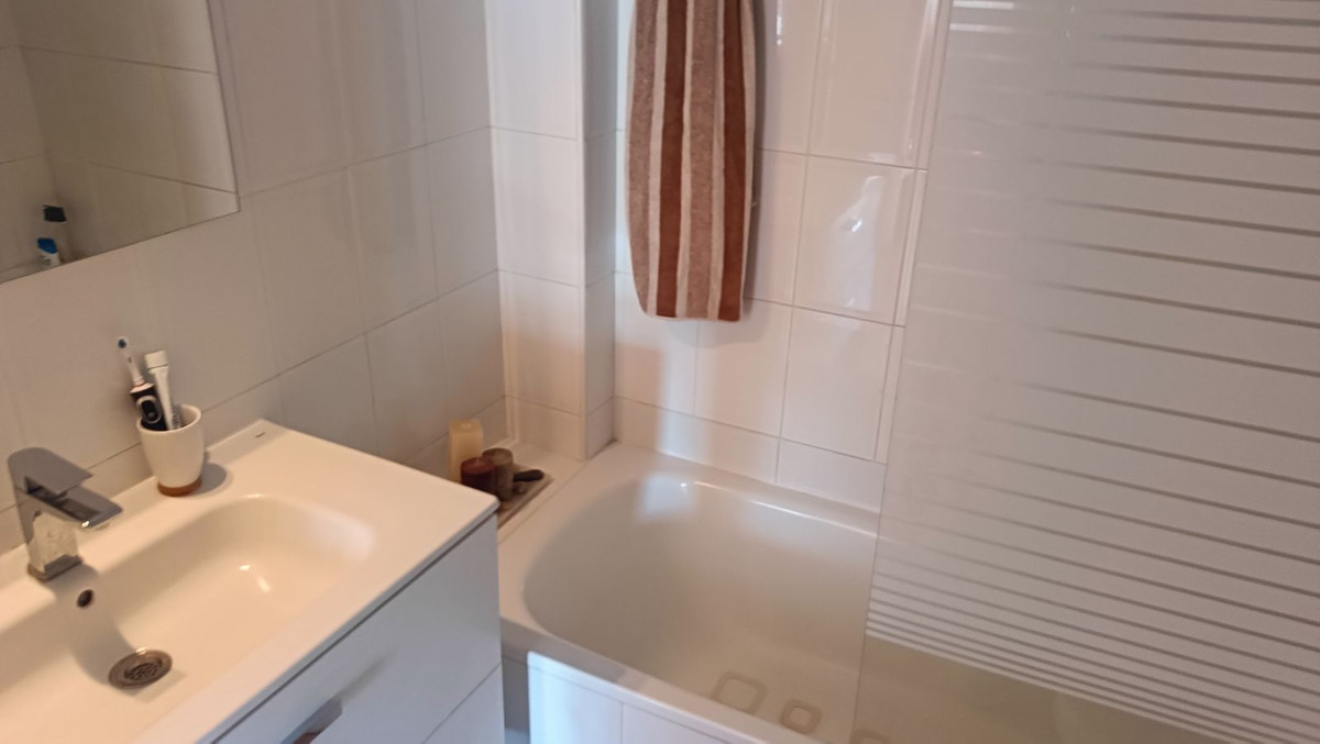 4ab28ab62118095af5c0cebef85fcc2f - 8