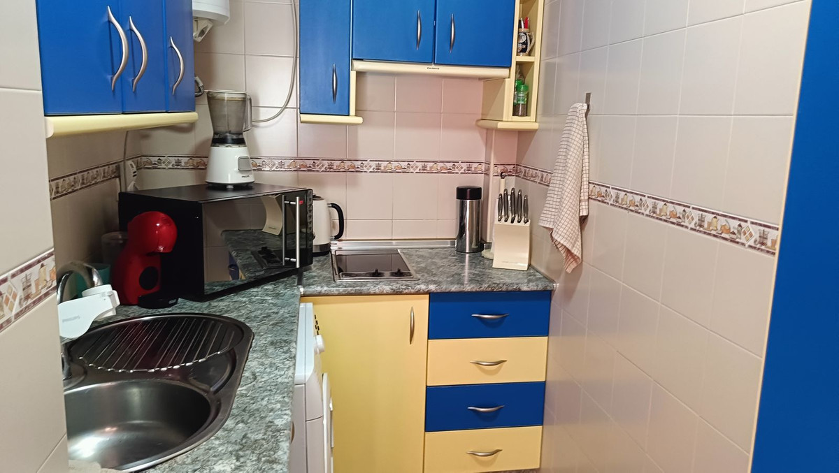 4ab28ab62118095af5c0cebef85fcc2f - 9