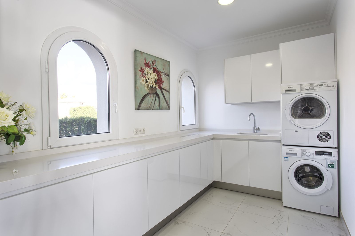 4bef54e9362ad64de65b9d0d1a367868 - 20