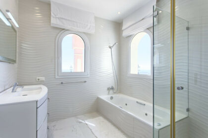 4bef54e9362ad64de65b9d0d1a367868 - 32