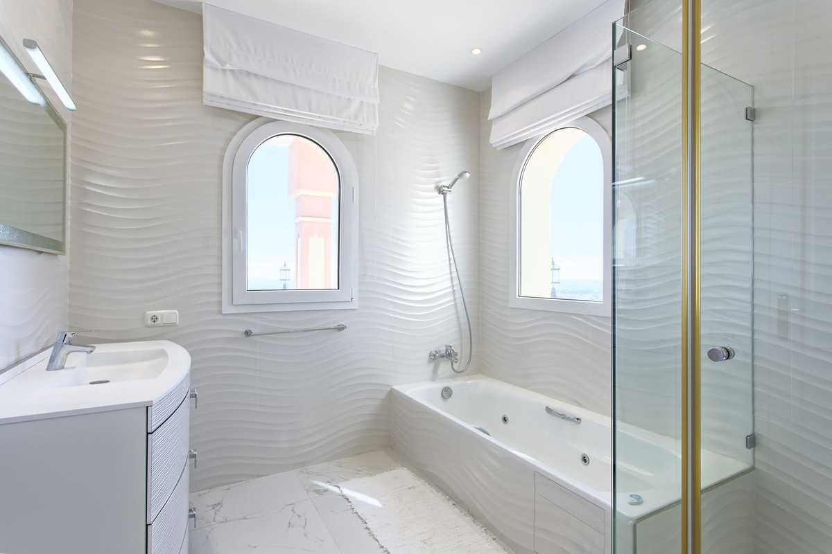 4bef54e9362ad64de65b9d0d1a367868 - 32