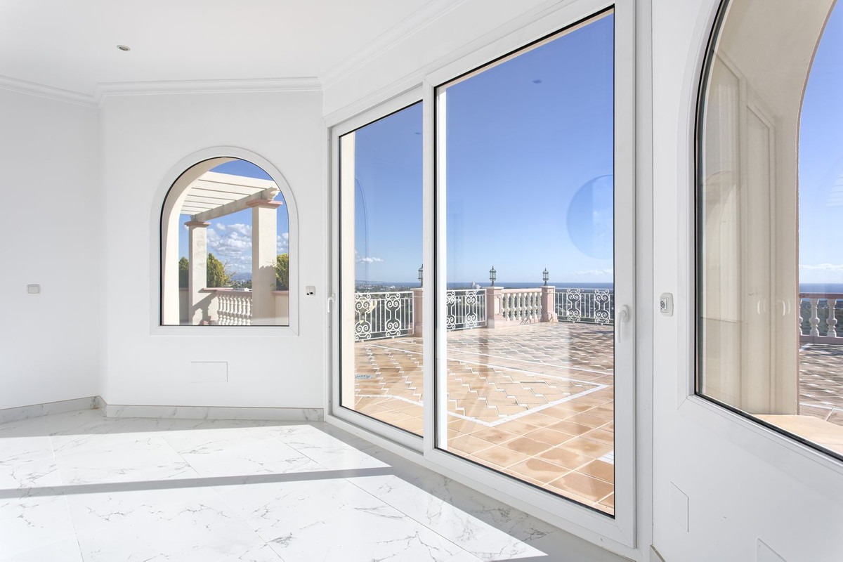 4bef54e9362ad64de65b9d0d1a367868 - 36