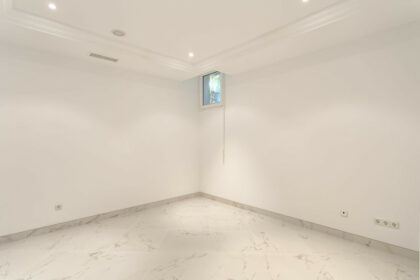 4bef54e9362ad64de65b9d0d1a367868 - 42