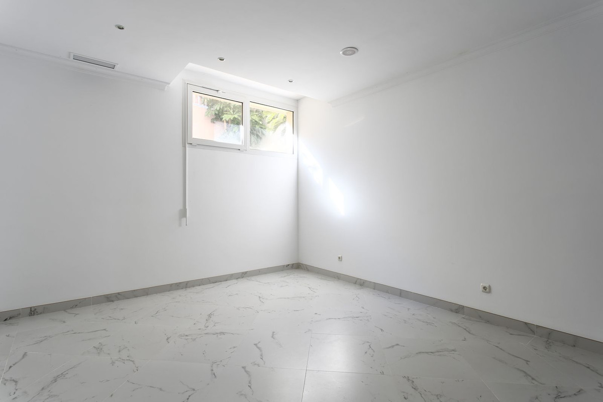 4bef54e9362ad64de65b9d0d1a367868 - 46