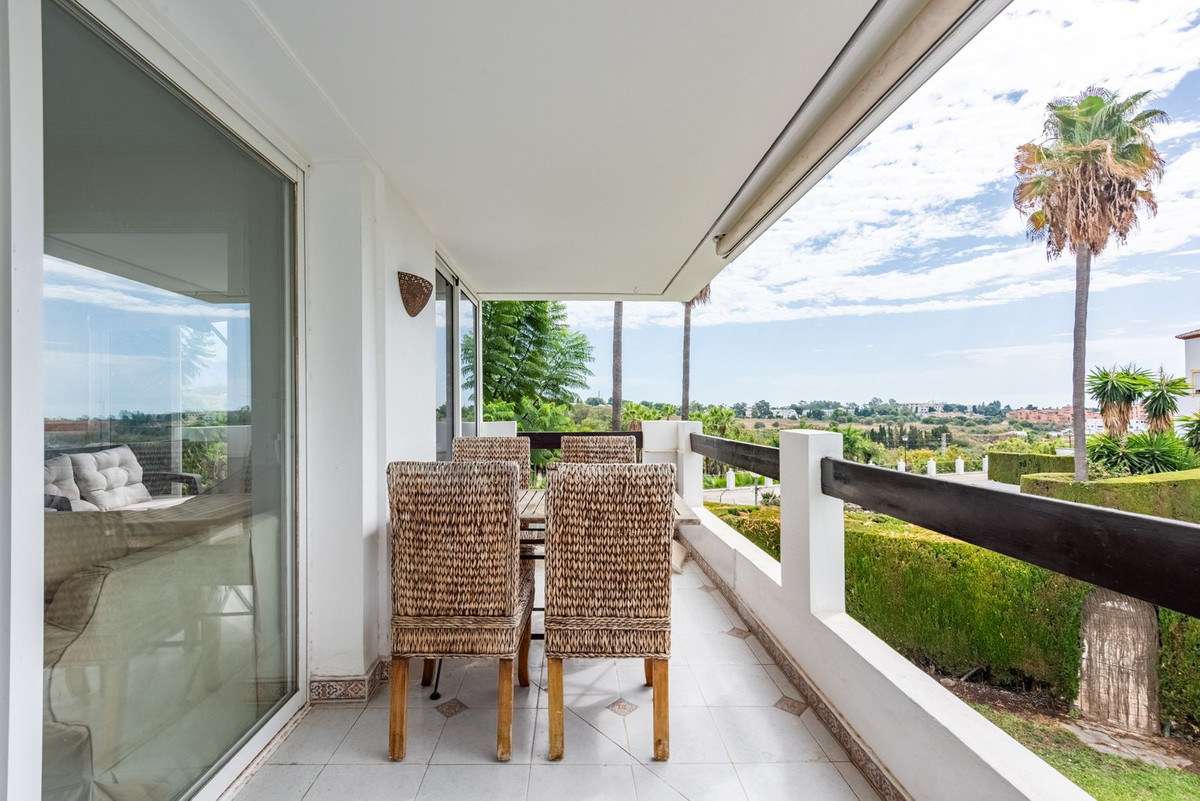 4c4b58b0137a5392d2a9ee25e99b8b58 - 11