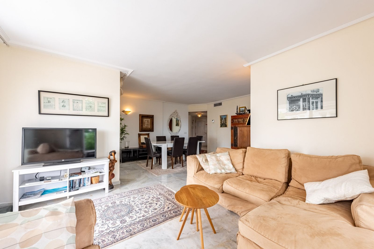 4c4b58b0137a5392d2a9ee25e99b8b58 - 6