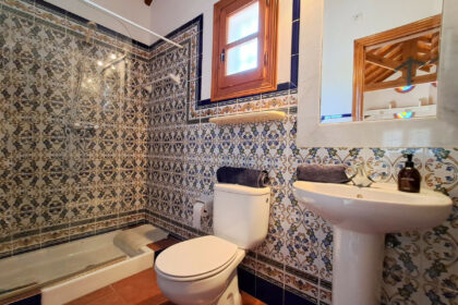 4c4d31320666bba8e7376b49eab9183e - 11