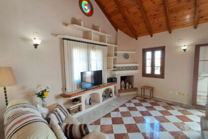 4c4d31320666bba8e7376b49eab9183e - 15