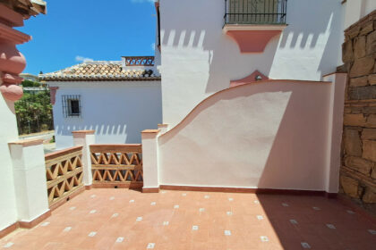 4c4d31320666bba8e7376b49eab9183e - 26