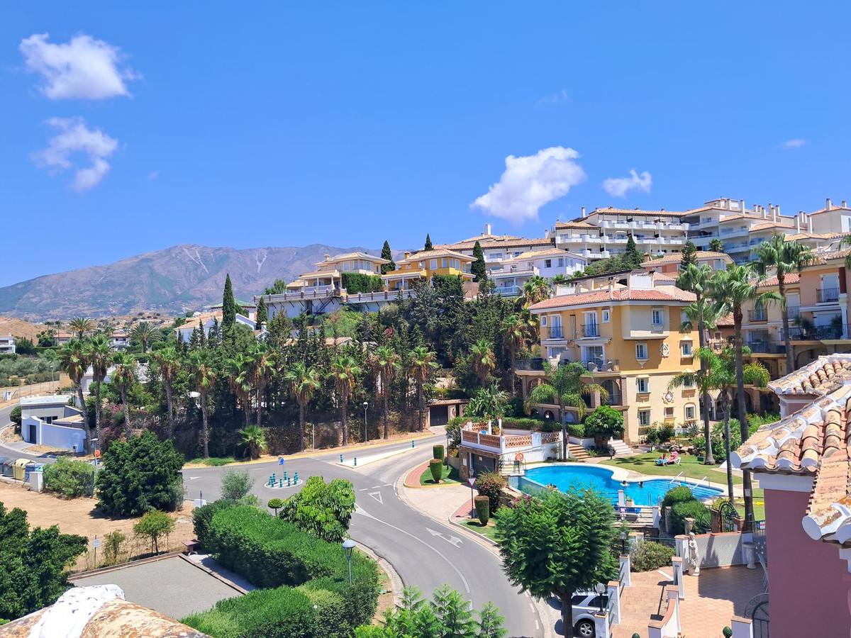 4c4d31320666bba8e7376b49eab9183e - 3