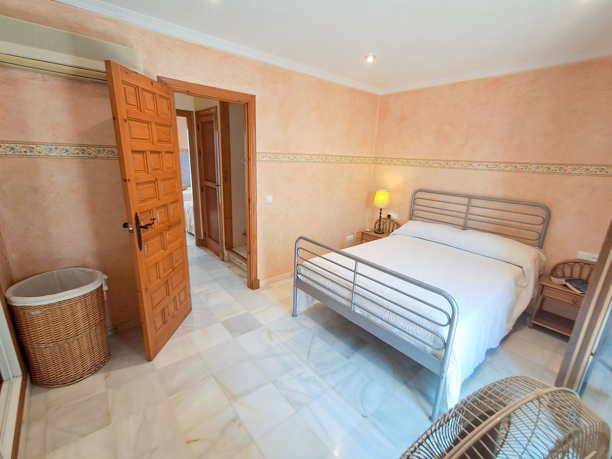 4c4d31320666bba8e7376b49eab9183e - 30