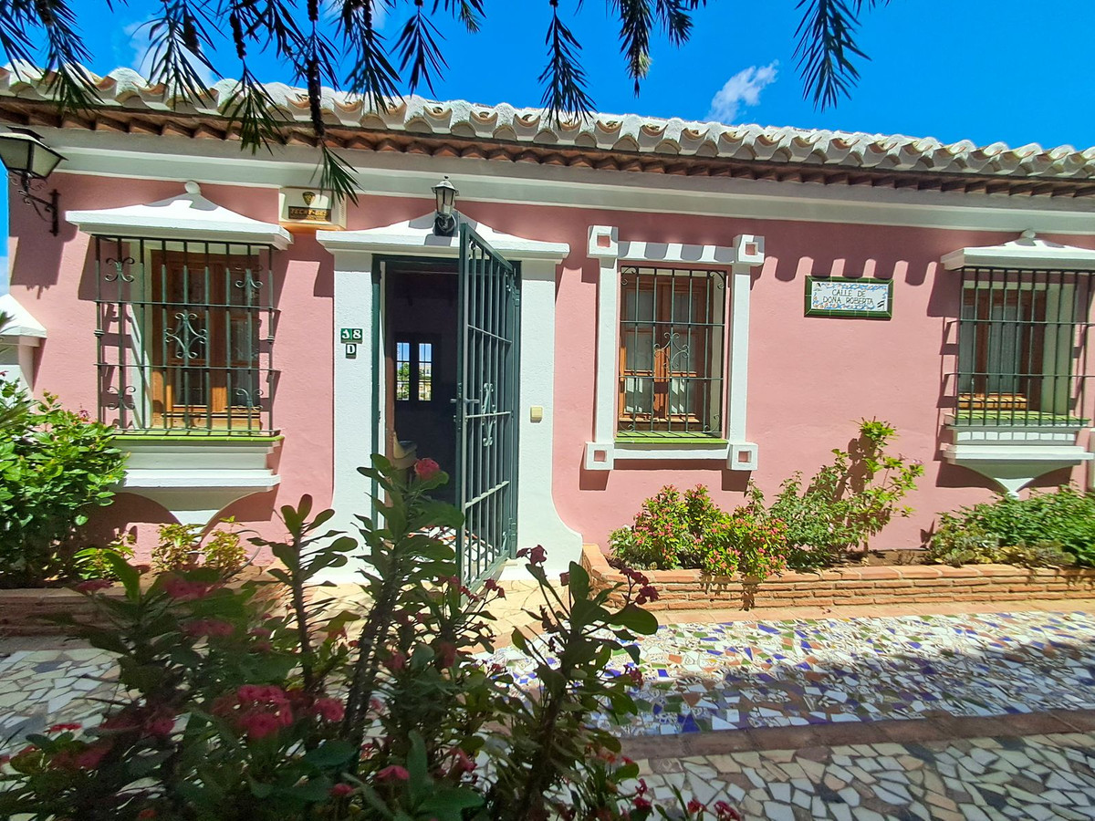 4c4d31320666bba8e7376b49eab9183e - 4