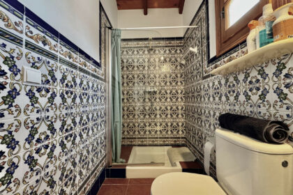 4c4d31320666bba8e7376b49eab9183e - 6