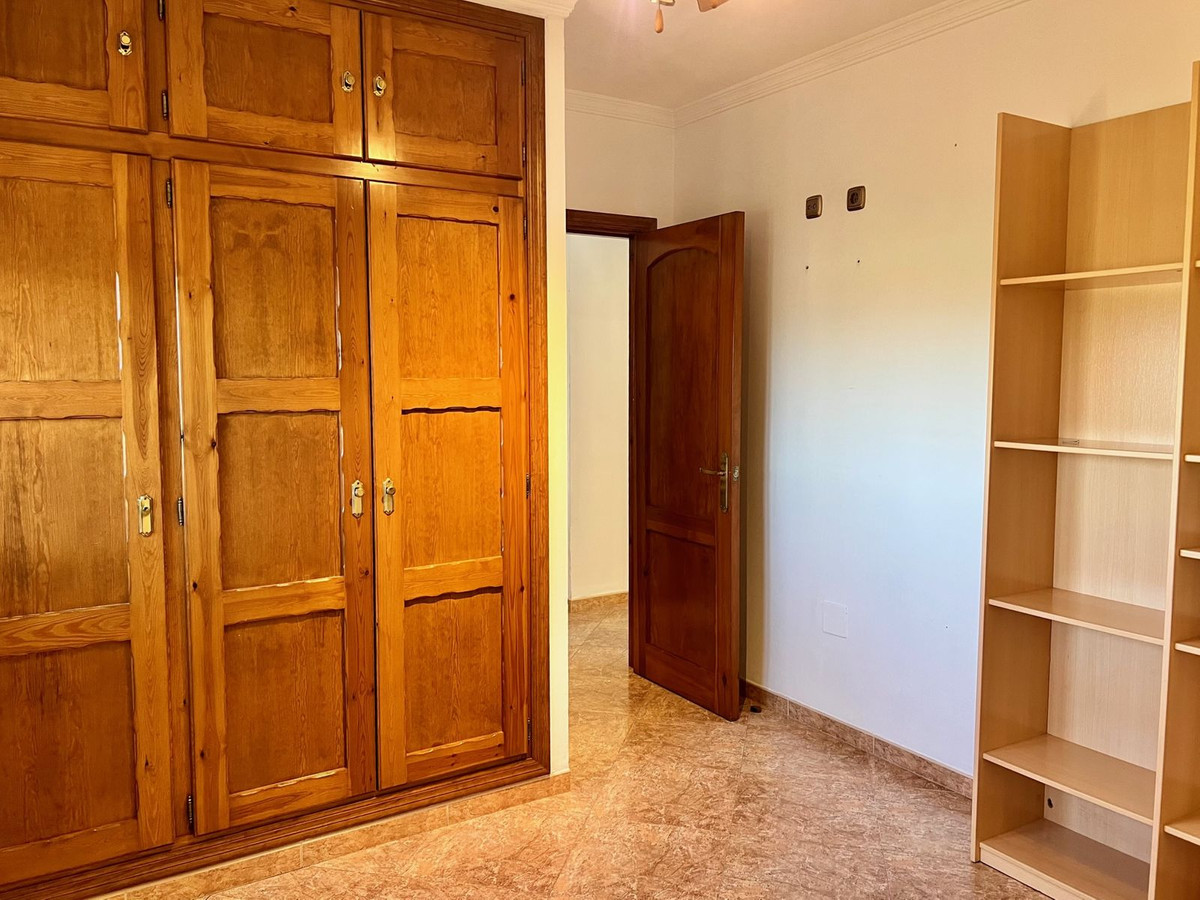 4c72e7bacf92832fcea520485327f4b0 - 15