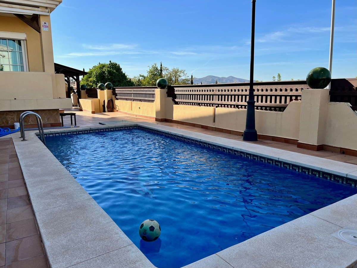 4c72e7bacf92832fcea520485327f4b0 - 16