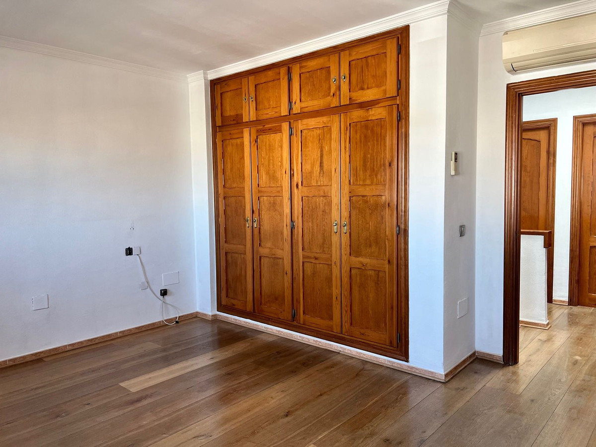 4c72e7bacf92832fcea520485327f4b0 - 22