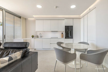 4d5021fe6d5761880033547686efabb9 - 13