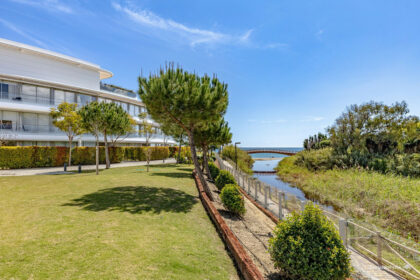 4d5021fe6d5761880033547686efabb9 - 25