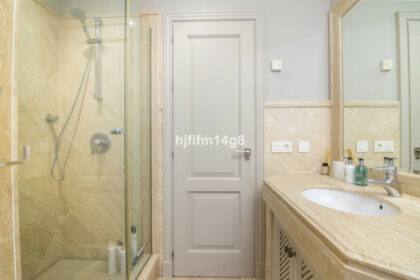 4f504e99ba59b294208bb3f1a524d6bb - 25