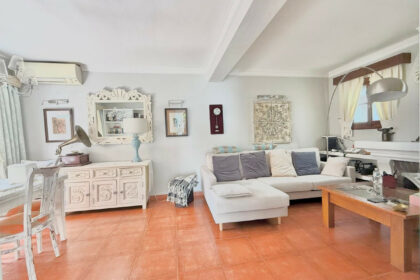 4f72387488fc7270064925beda1df421 - 4