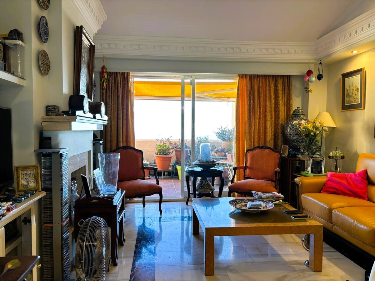 4f82ed841d57cfca22877ad5a01441fe - 3