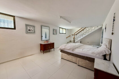 4f95c89edead7f5d070f1c6a46e5a9dc - 28