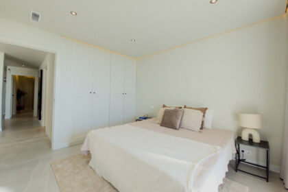 504c7e873c249507dafaab80622370fd - 12