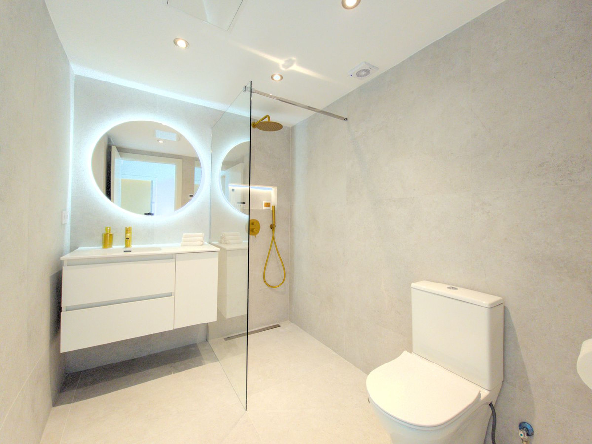 504c7e873c249507dafaab80622370fd - 18