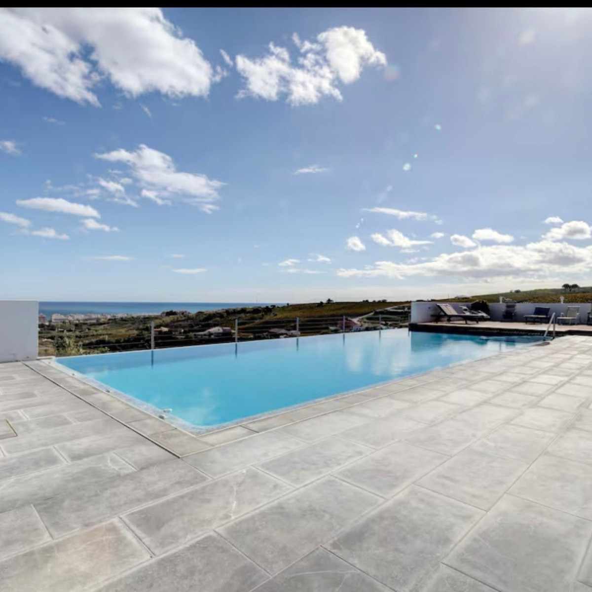 521efd8d4fa5c677322140477d484147 - 22