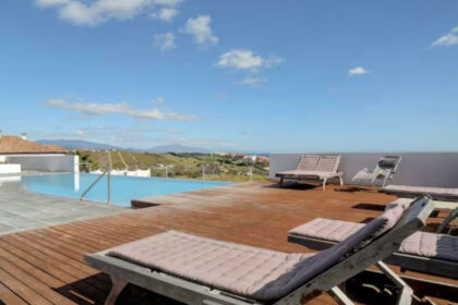 521efd8d4fa5c677322140477d484147 - 24