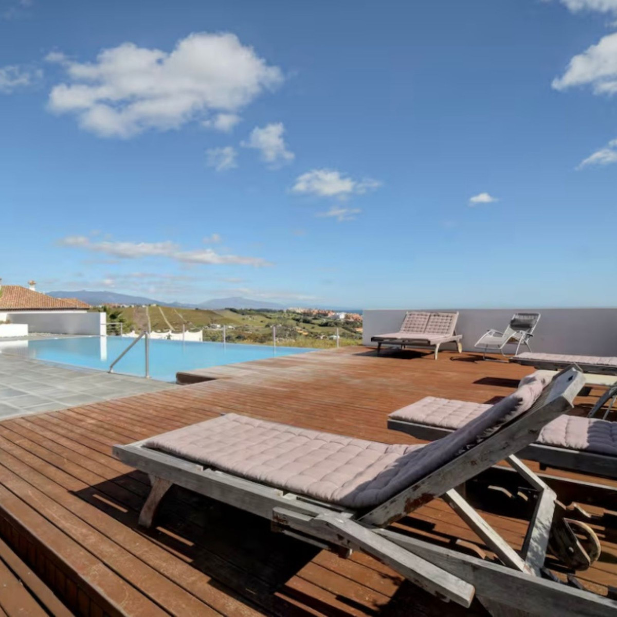 521efd8d4fa5c677322140477d484147 - 24