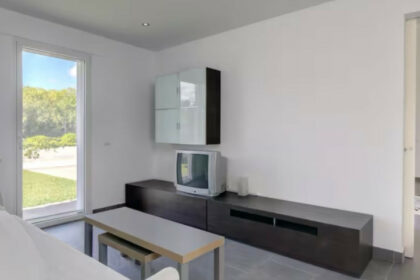 521efd8d4fa5c677322140477d484147 - 25