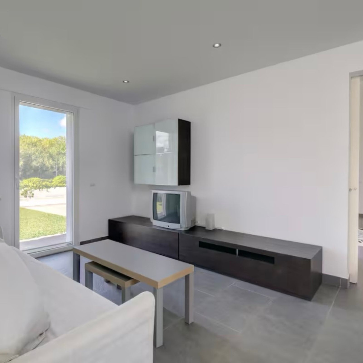 521efd8d4fa5c677322140477d484147 - 25