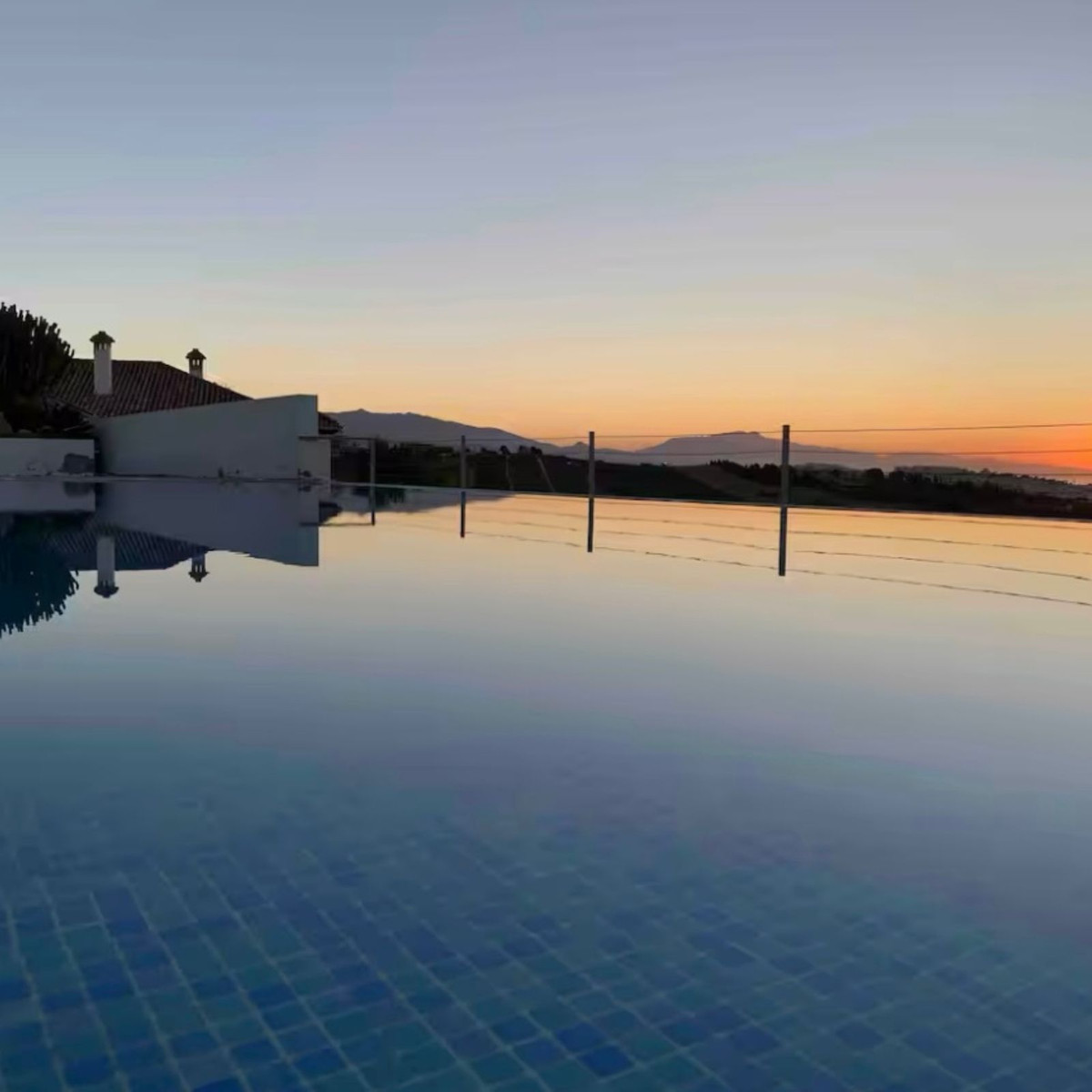 521efd8d4fa5c677322140477d484147 - 48