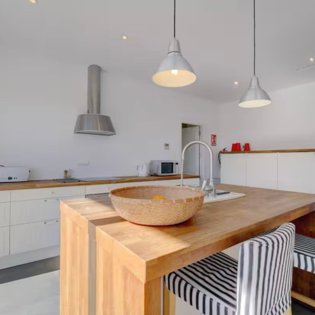 521efd8d4fa5c677322140477d484147 - 51