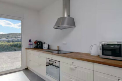 521efd8d4fa5c677322140477d484147 - 52