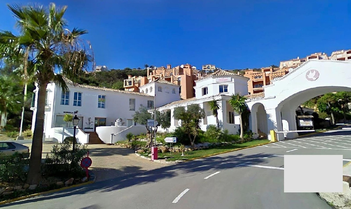 5238c198da70a1d2696f0f03ec1ec674 - 1