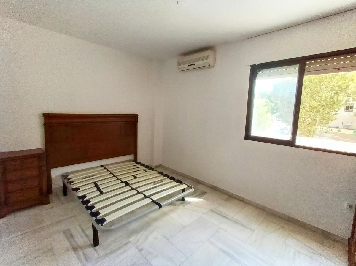 5282bf680419ef2a8df3f3149ce3086a - 13