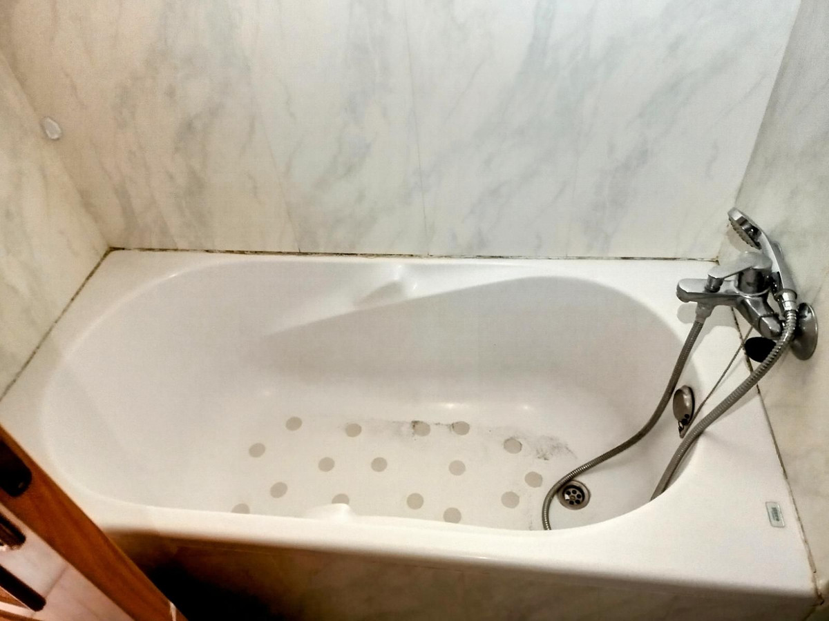 5282bf680419ef2a8df3f3149ce3086a - 24