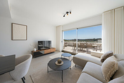 52b927d4c2544456c87d9d6f1275755d - 10