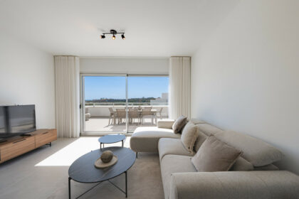 52b927d4c2544456c87d9d6f1275755d - 12