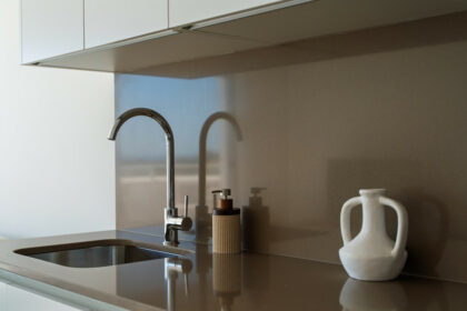 52b927d4c2544456c87d9d6f1275755d - 23